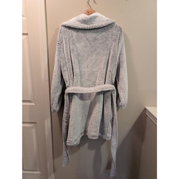 Aerie Ultra Plush Robe in Light Grey - Picture 7 of 7